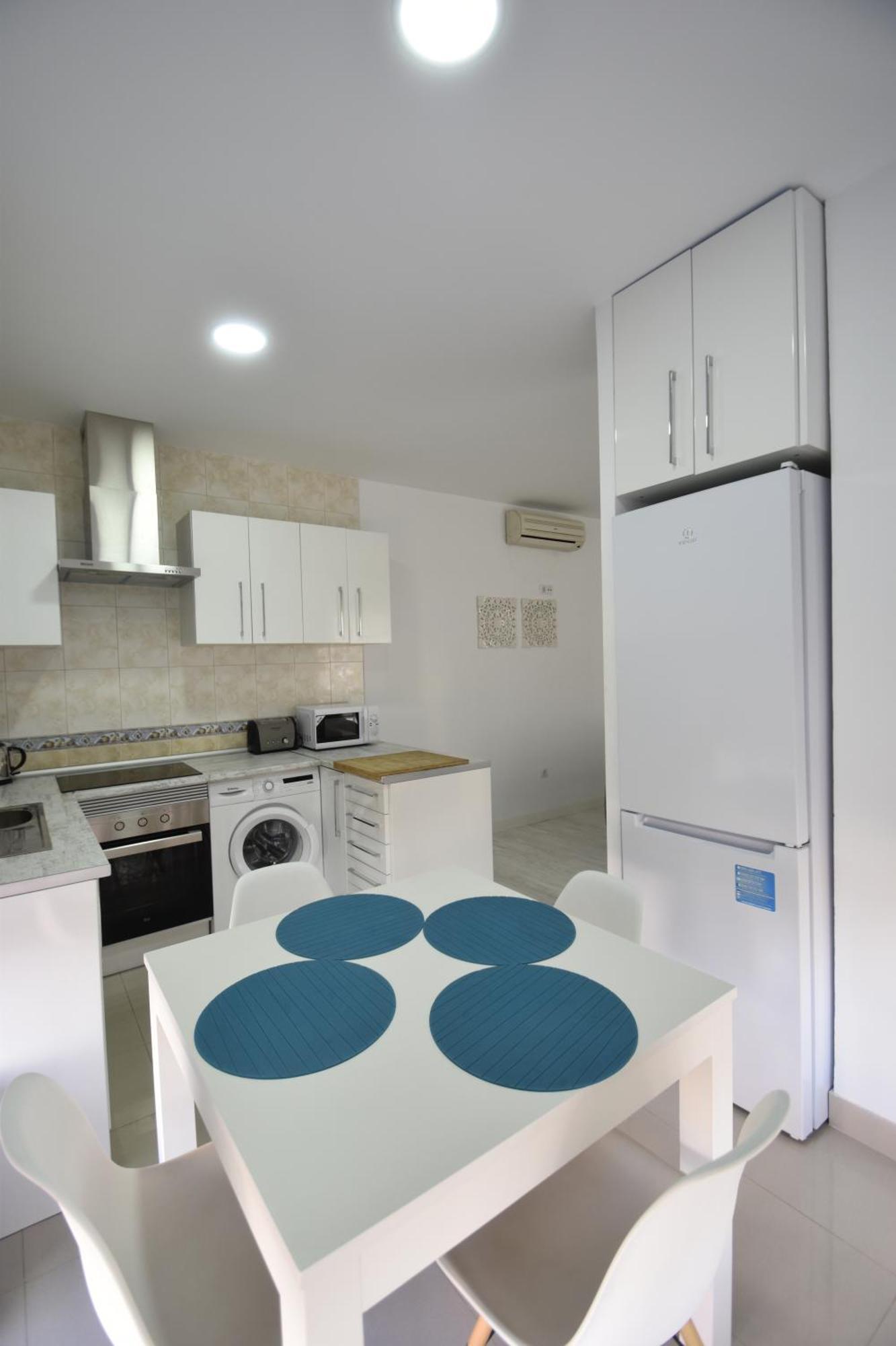 베날마데나코스타 Benalroma A 50 Metros De La Playa! 아파트 외부 사진